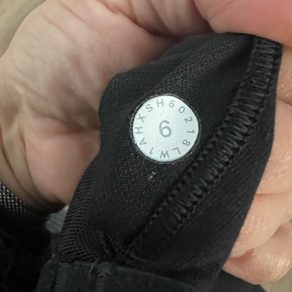 Lululemon Power Y Tank Black Size 6 - Picture 8 of 8